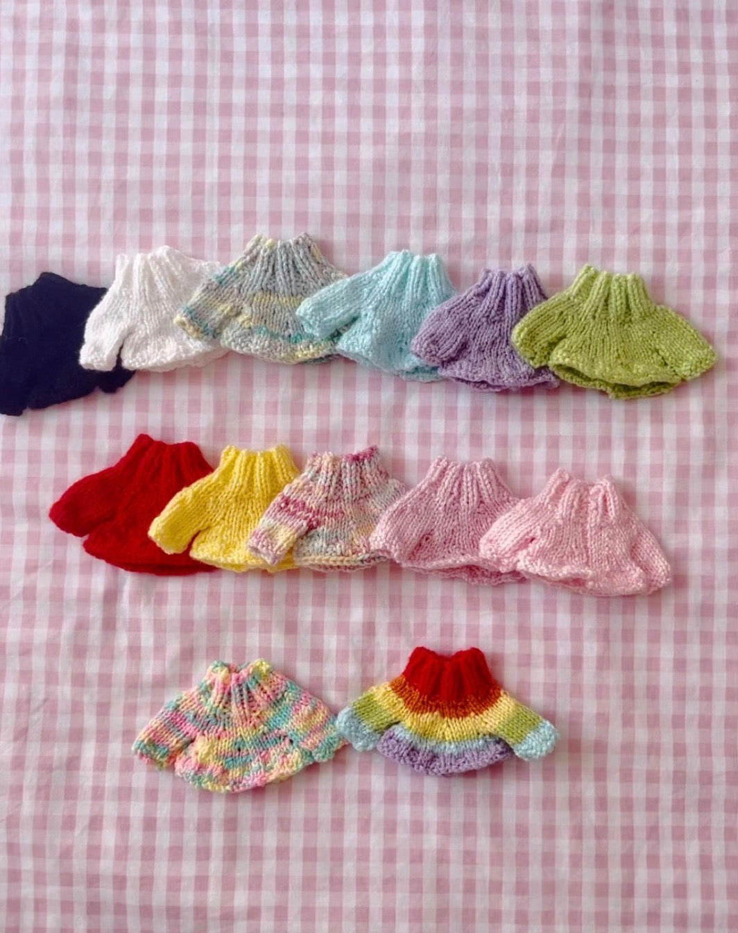 CAT BAGCHARM SWEATERS