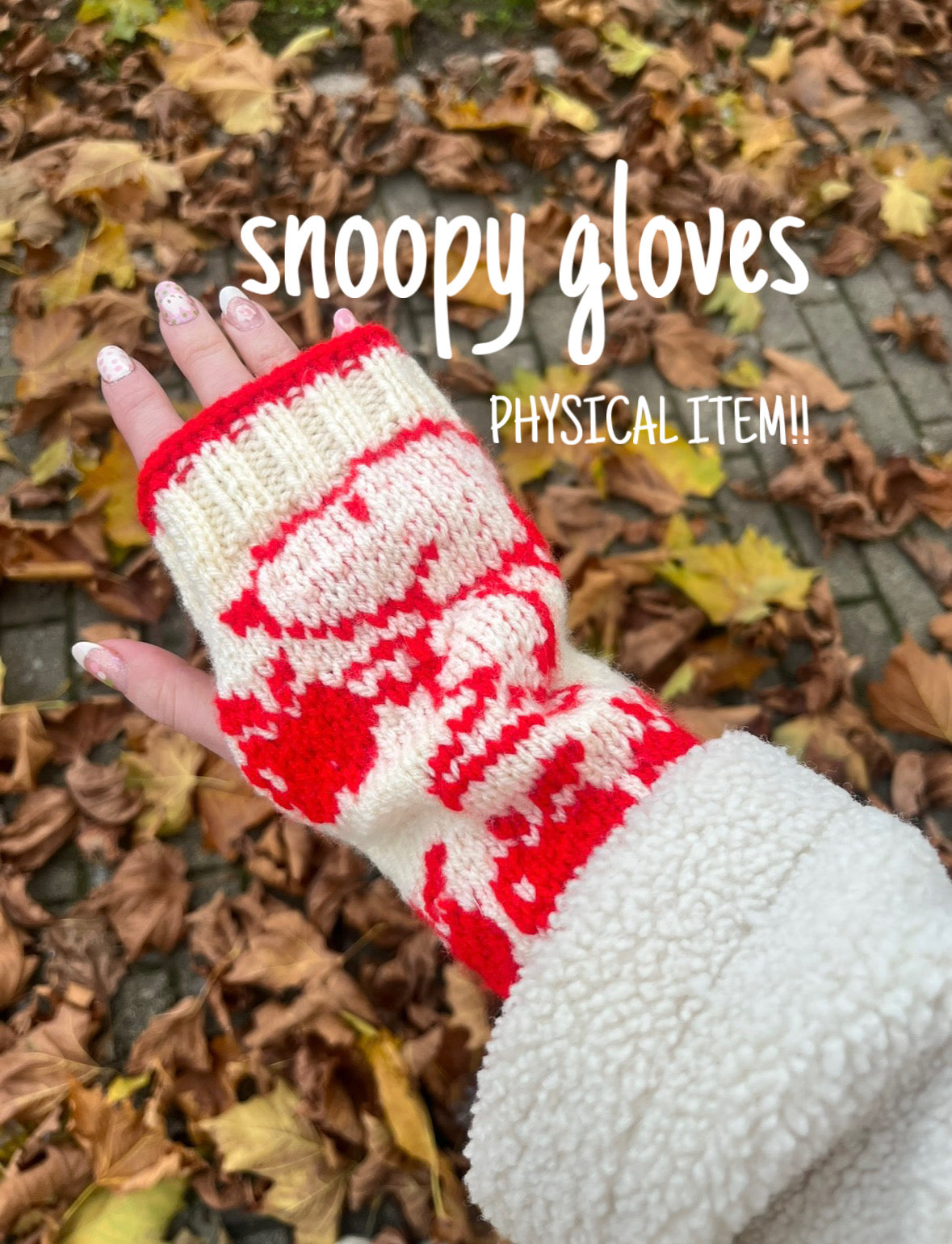 Snoopy Gloves PHYSICAL ITEM